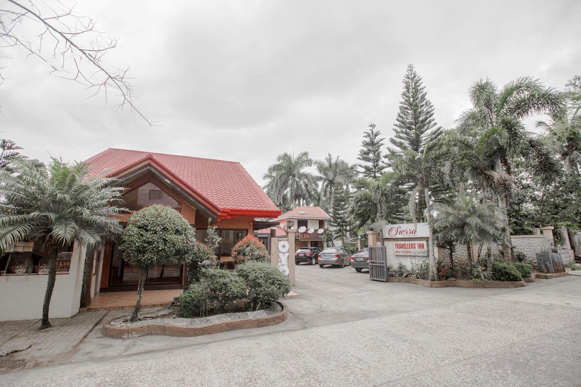 OYO 741 Sierra Travellers Inn Tagaytay City Esterno foto